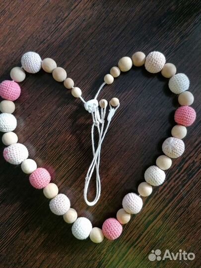 Слингобусы можжевеловые