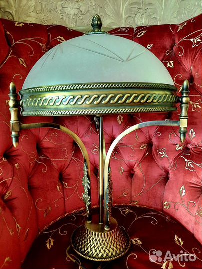 Люстра потолочная в классическом стиле