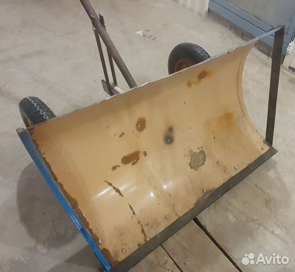 Снегоуборщик