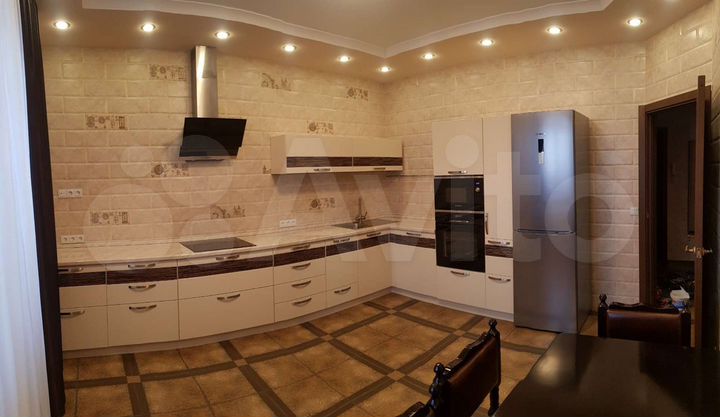 3-к. квартира, 105 м², 7/19 эт.