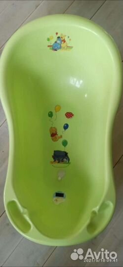 Детская ванночка и ковшик