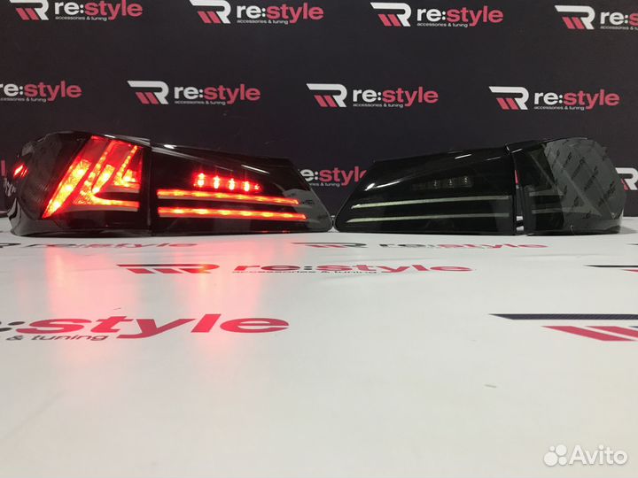 Стопы Lexus IS250 Y548