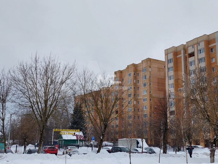 Продам помещение свободного назначения, 180.5 м²