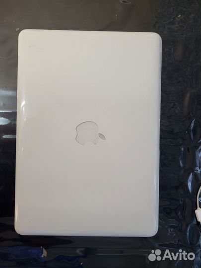 Apple MacBook 2009
