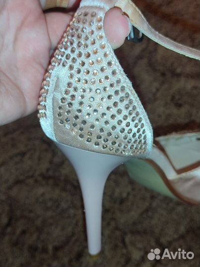 Босоножки вечерние р. 40