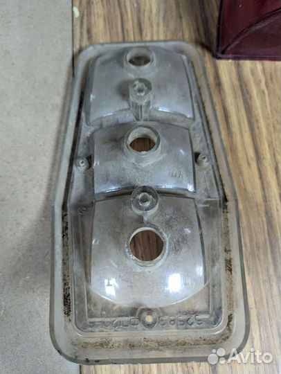Газ 24 Волга первая серия корпус заднего фонаря
