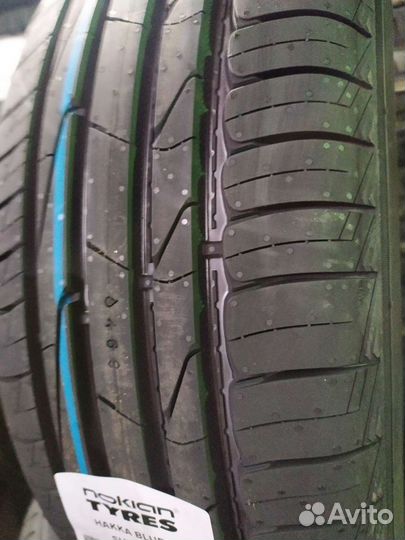 Nokian Tyres Hakka Blue 3 215/50 R17