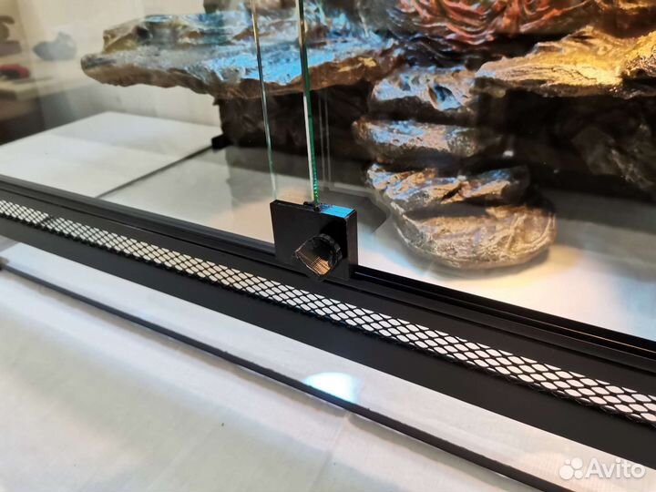 Террариум для агамы в наличии