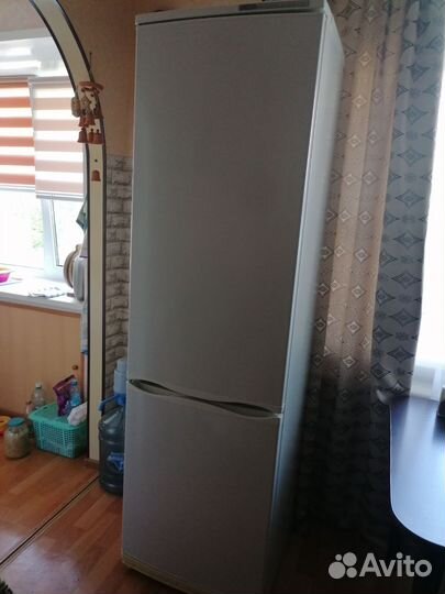Холодильник атлант двухкамерный