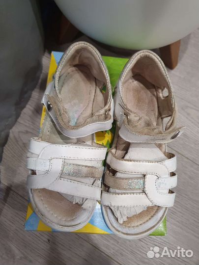 Босоножки для девочки, Kapika, б/у, р.29, нат.кожа