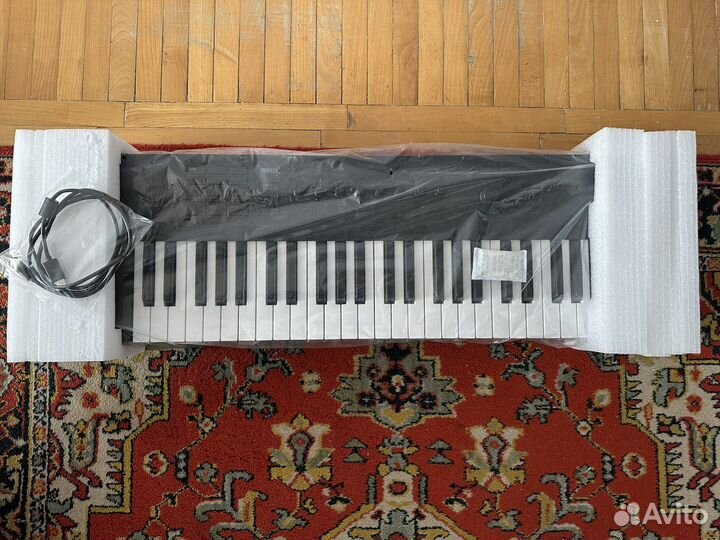 Midi-клавиатура NI Komplete Kontrol A49