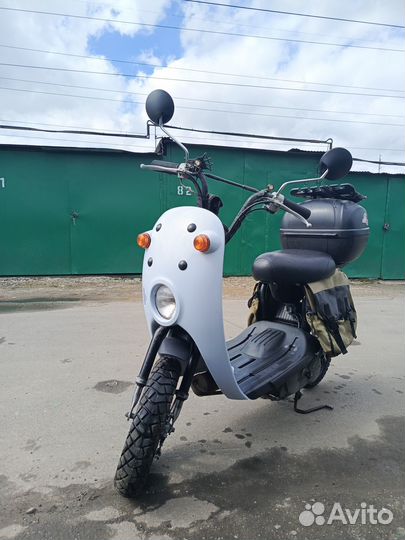 Скутер Suzuki Choinori