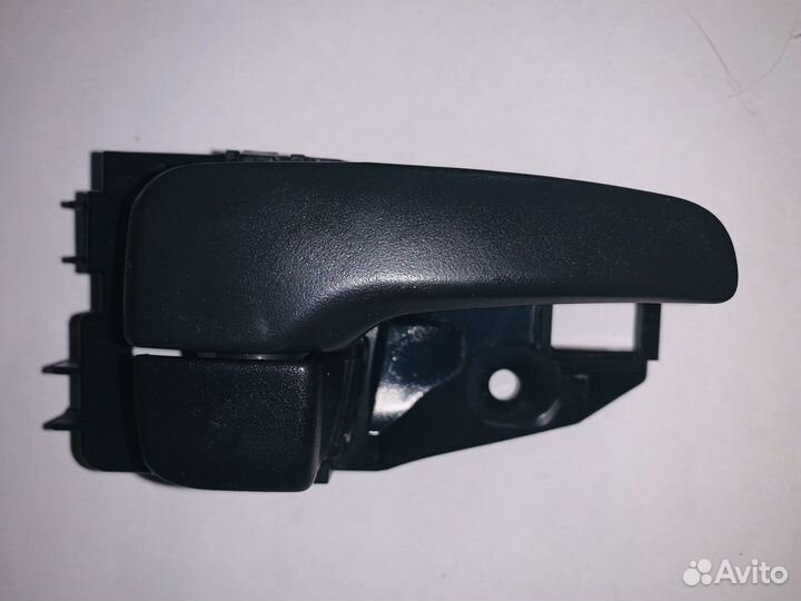 Ручка двери lancer 9