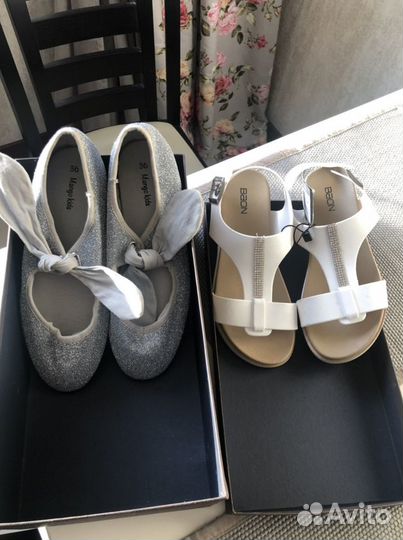 Сандали и болетки для девочки новые
