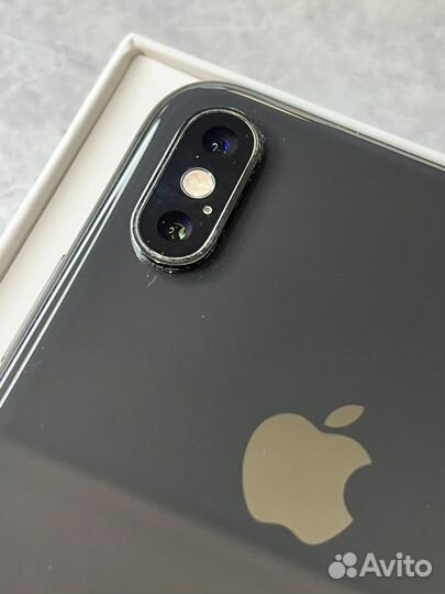 iPhone Xs Max, 64 ГБ
