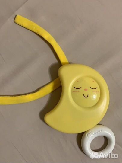 Музыкальная игрушка-подвеска на кроватку Chicco