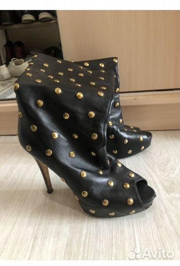 Ботильоны Brian Atwood