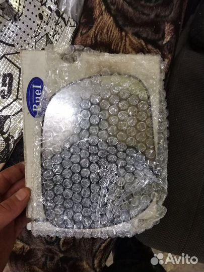 Toyota rav4 зеркальный элемент