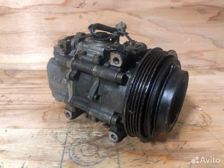 Компрессор кондиционера Subaru Legacy BH5 EJ20