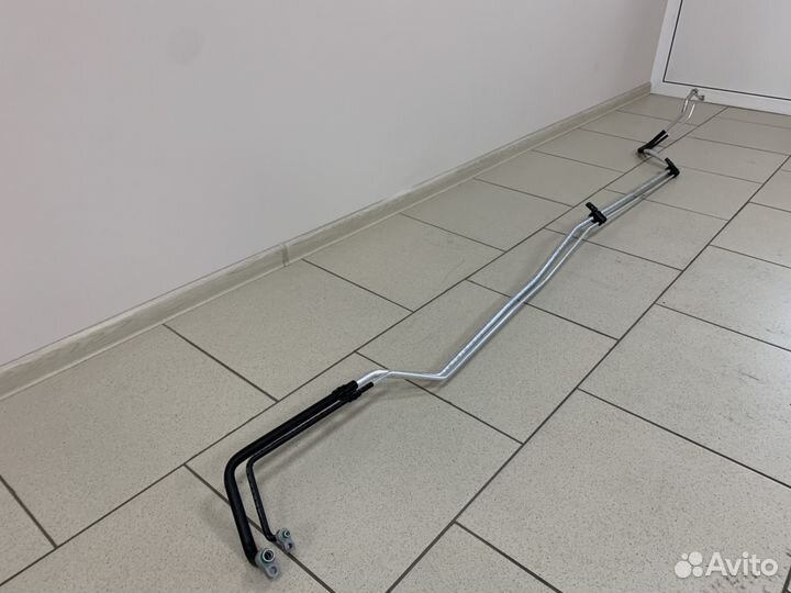 Трубка кондиционера задняя Hyundai Grand Starex