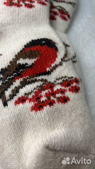 Теплые шерстяные носочки со снегирями