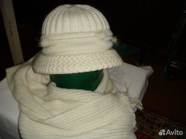 Шапка зимняя женская вязанная