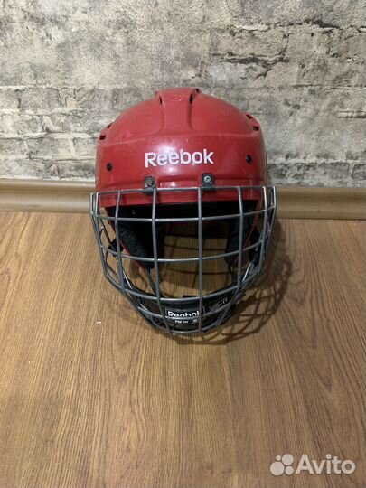 Шлем хоккейный reebok