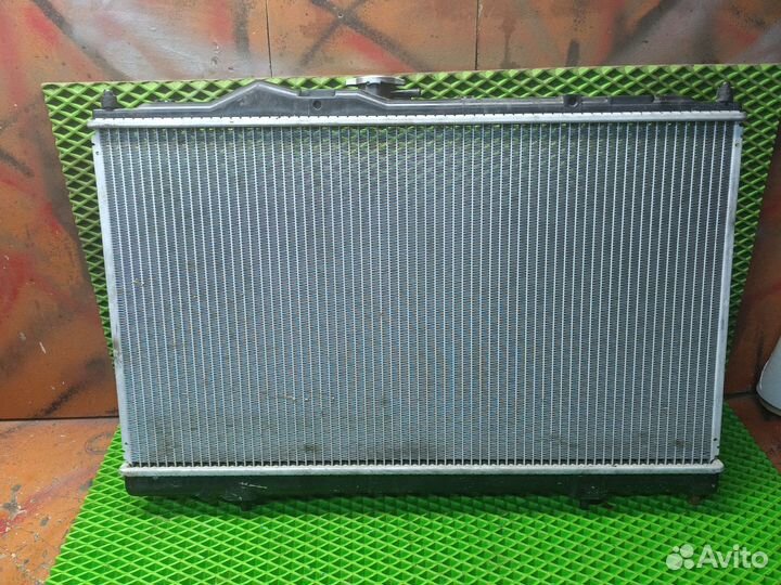 Радиатор охлаждения двигателя Mitsubishi rvr