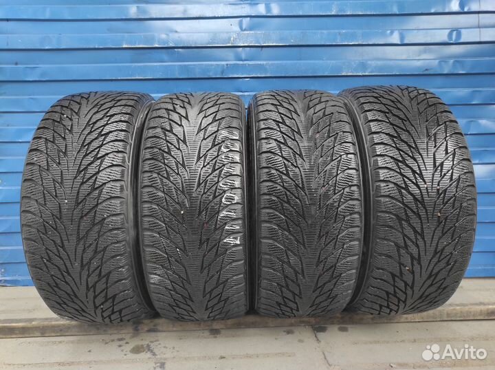 Nokian Tyres Hakkapeliitta R2 235/50 R17 98H