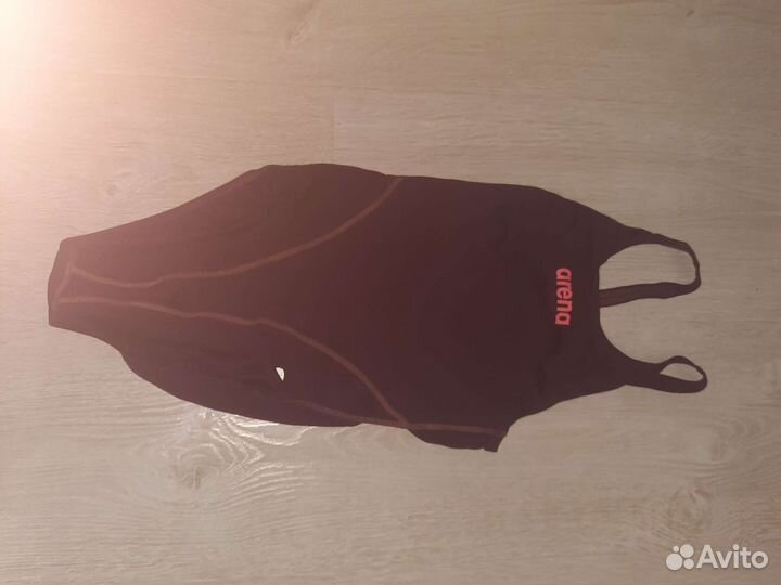 Купальник женский arena