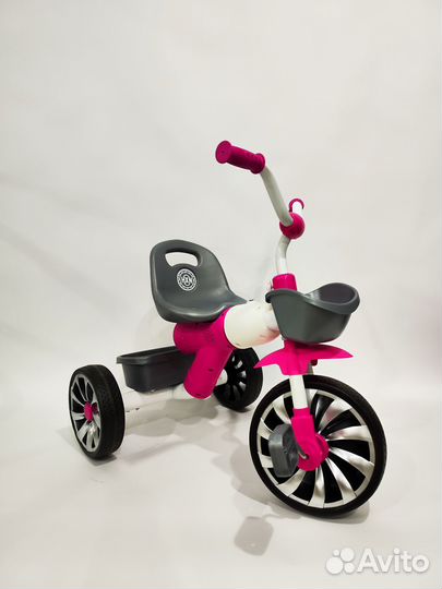 Детский трехколесный велосипед