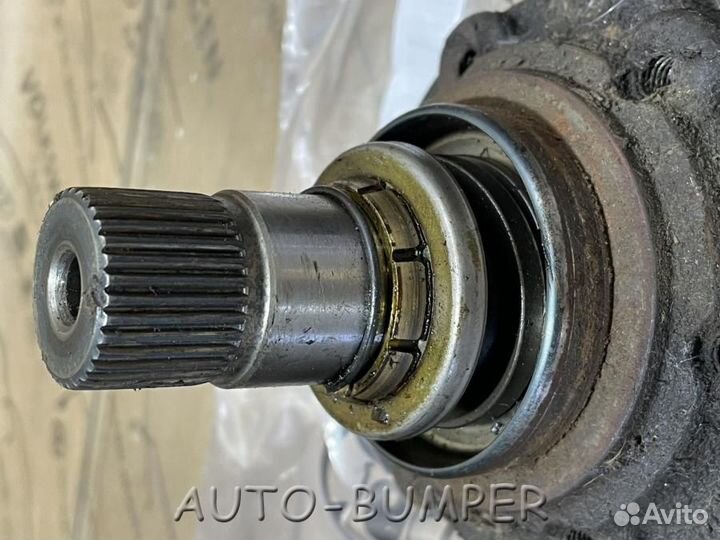 VAG Фланец привода передних колёс (Левый)