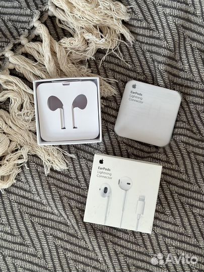 Наушники apple earpods lightning коробка