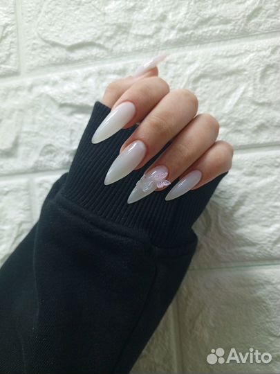 Мастер маникюра и педикюра