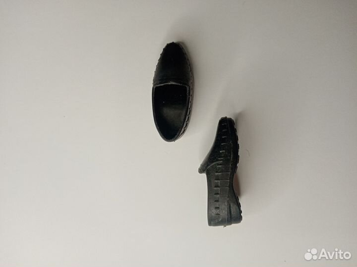 Обувь для кукол