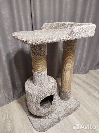 Шикарный домик с когтеточкой ручной работы