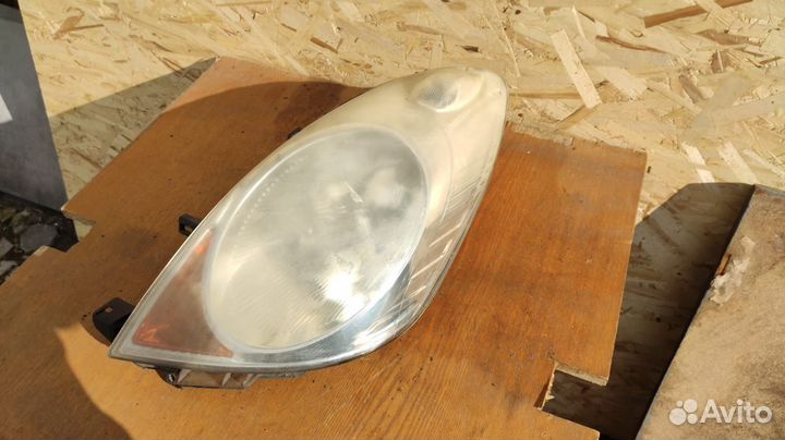 Фара левая Ниссан Ноут Nissan Note