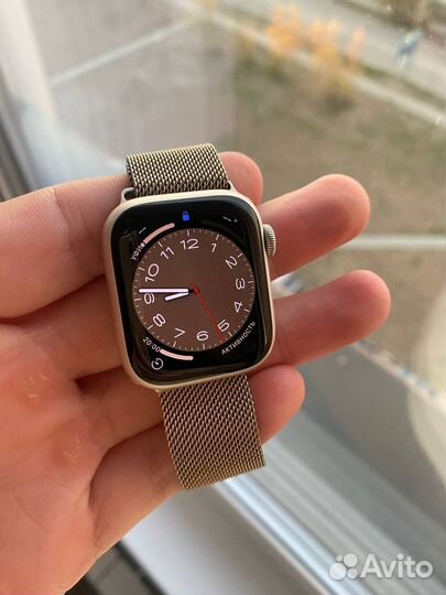 Apple watch series 8