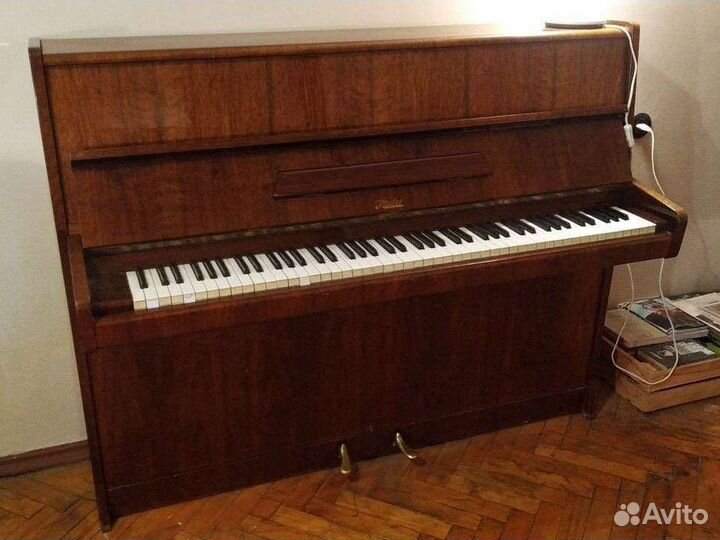 Пианино Rösler (Rosler, Рёслер), Petrof