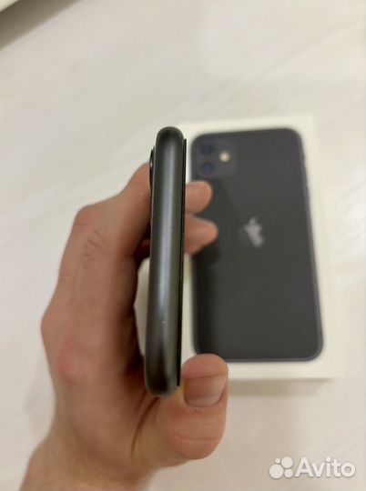 iPhone 11, 64 ГБ