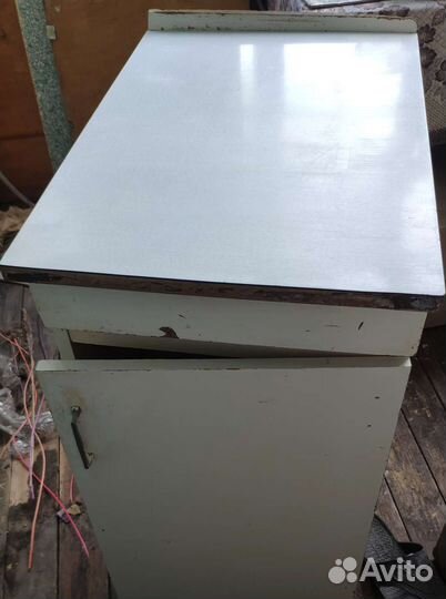 Кухонный навесной и напольный шкаф бу