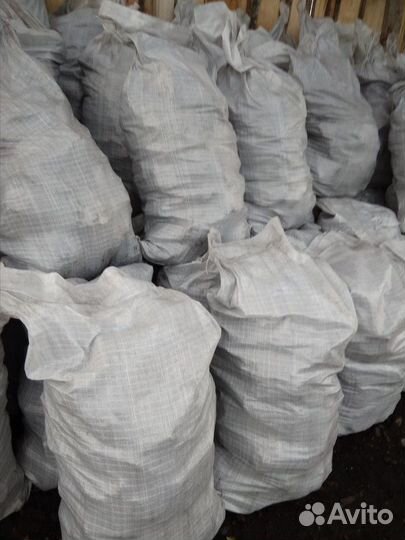 Уголь для отопления и кузни в мешках