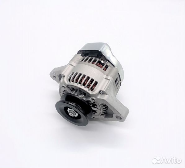 Генератор Kubota V2403 (12V/50A)