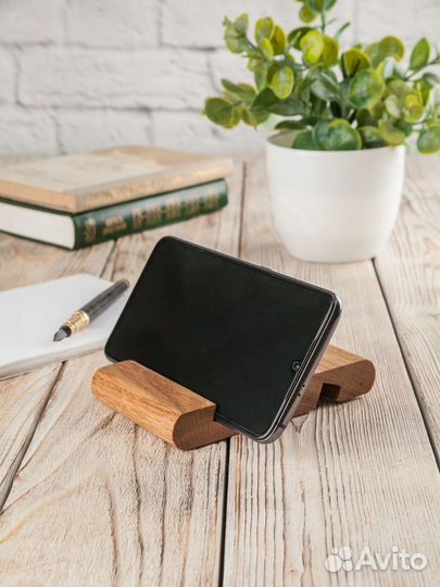 Подставка под смартфон