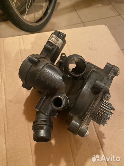 Помпа термостат vag 06L 121 111 F