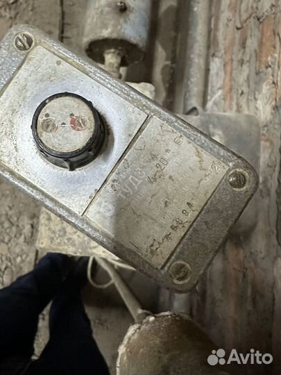 Водяной электрический обогреватель с тенами