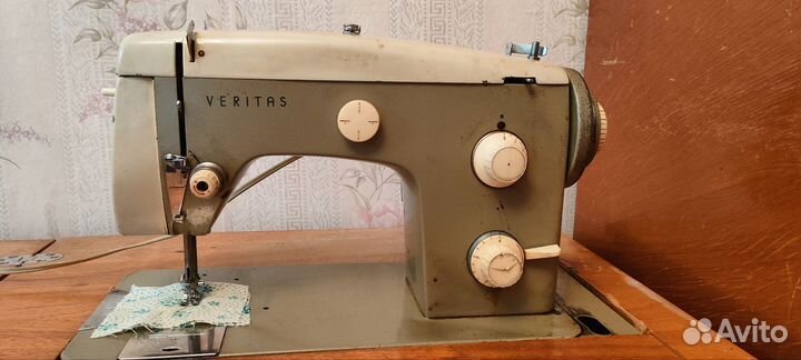 Швейная машинка