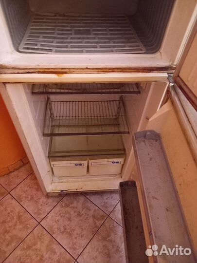 Холодильник бу