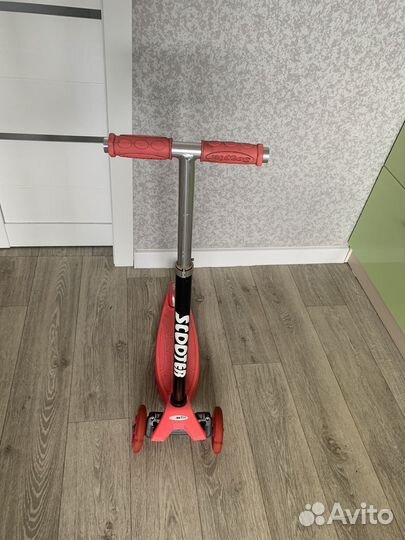 Самокат 3х колесный