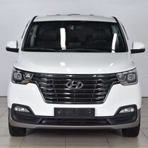 Hyundai Grand Starex 2.5 AT, 2018, 45 263 км, с пробегом, цена 2 800 000 руб.